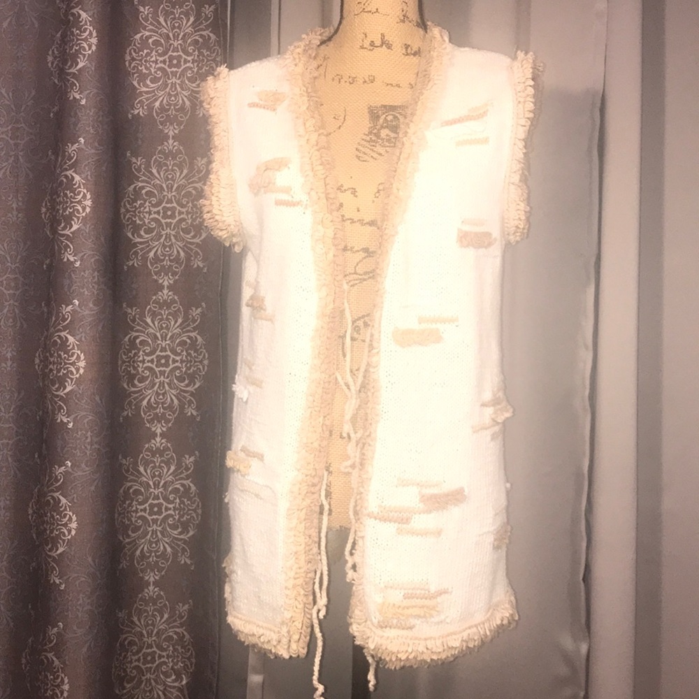 The icing  pointelle stitch Sweater Vest